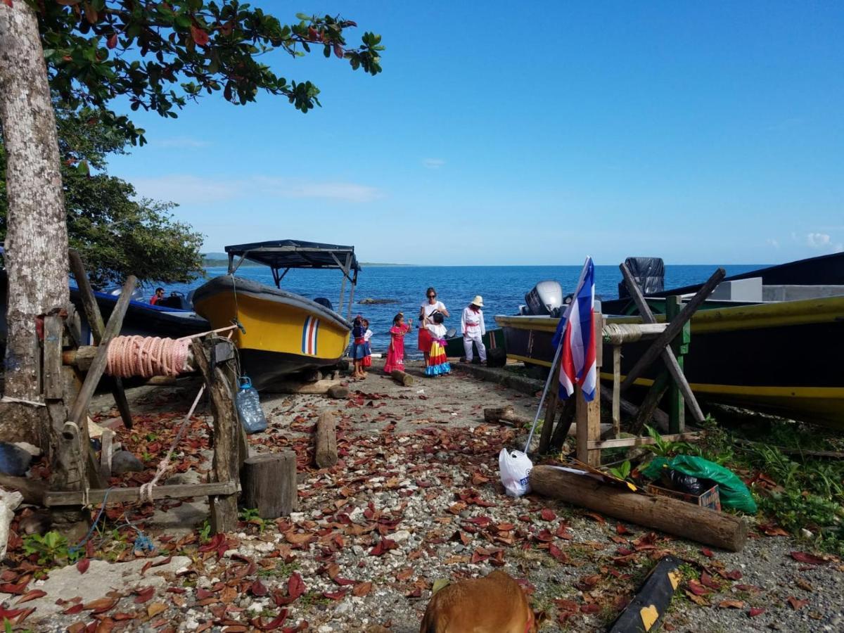 Hotel El Colibri Rojo - Cabinas - Le Colibri Rouge Cahuita Kültér fotó